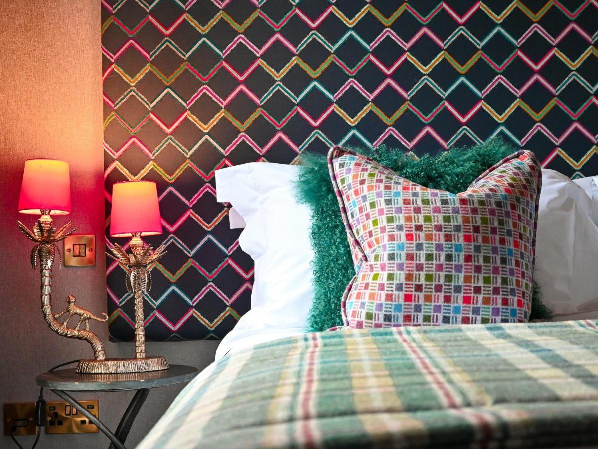 The Meadowpark Bar, Kitchen & Rooms สเตอร์ลิง ภายนอก รูปภาพ