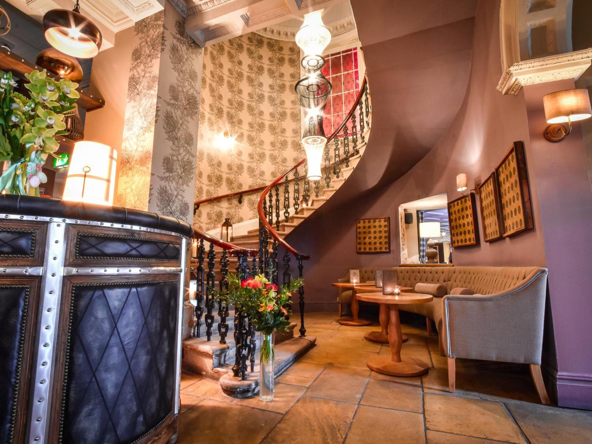 The Meadowpark Bar, Kitchen & Rooms สเตอร์ลิง ภายนอก รูปภาพ